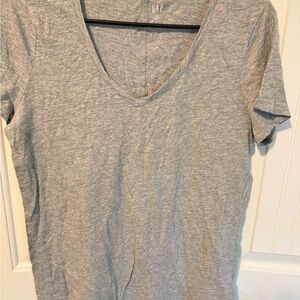 GAP Gray Fitted Short Sleeve Tee